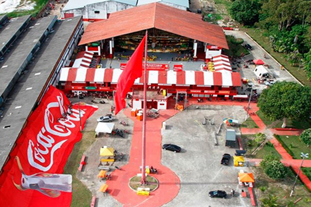 Nova diretoria do Garantido realiza hasteamento do Pavilhão Vermelho e Branco