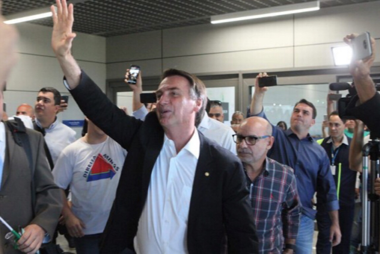 Bolsonaro: &#8220;Policial terá licença para matar&#8221;