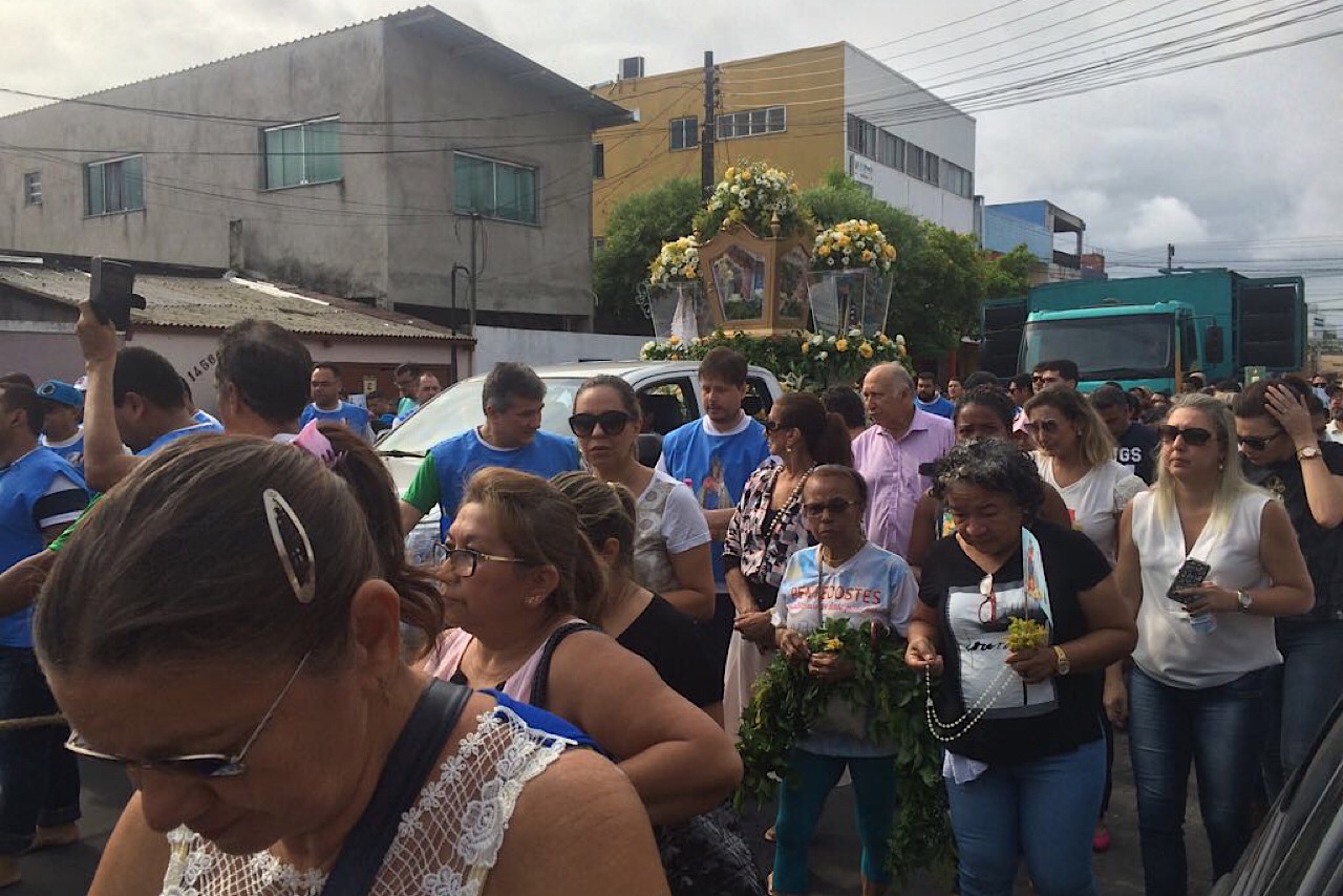Círio de Manaus reúne mais de 20 mil amazonense e paraenses