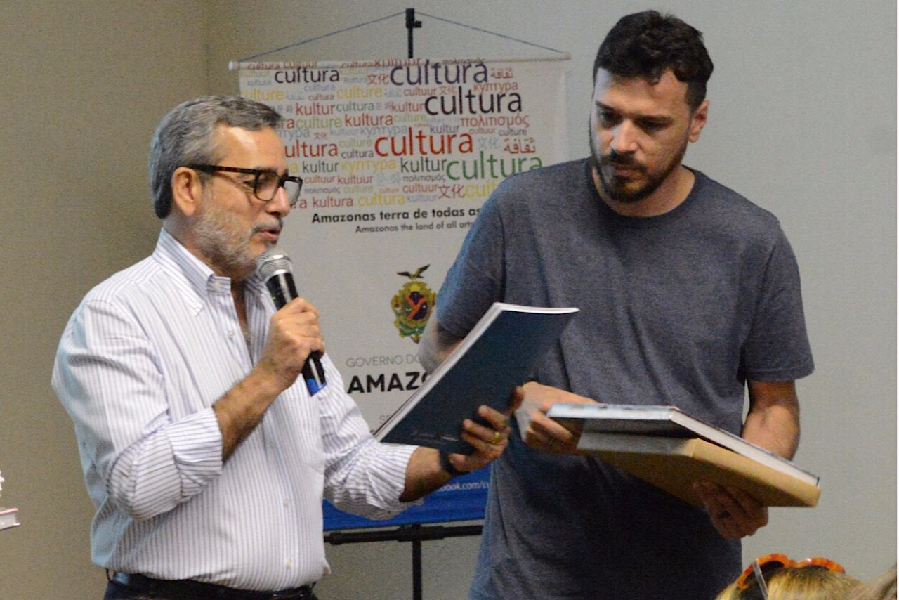 Robério conclui transição para Denilson Novo