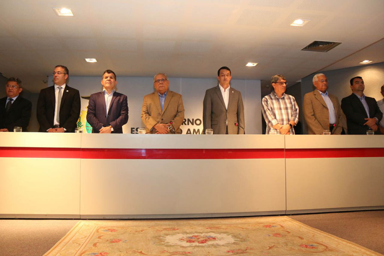 Secretários tomam posse e já estão trabalhando