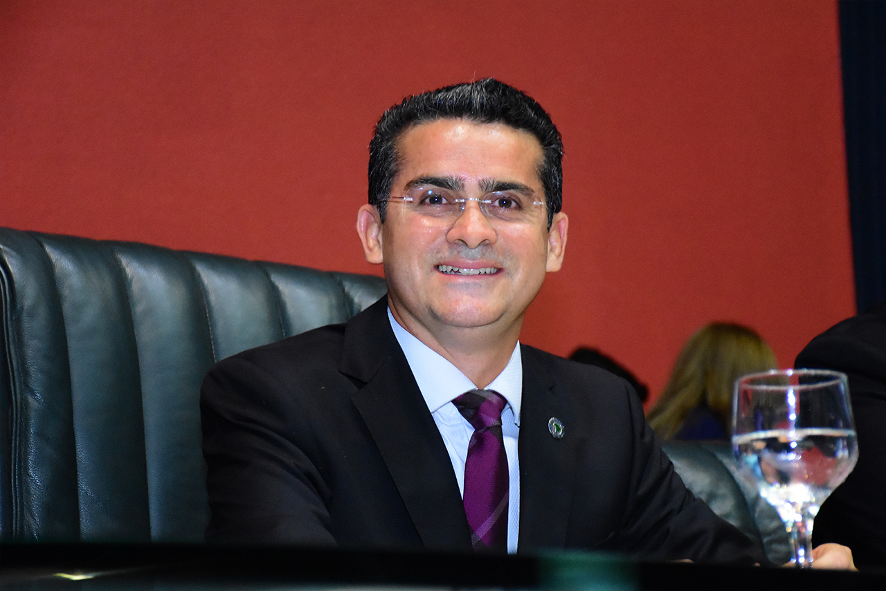 David Almeida reassume Presidência da Aleam nesta terça-feira