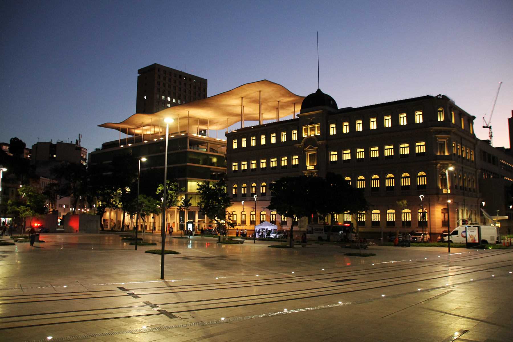 Charges sobre a causa indígena do cartunista amazonense Mário Adolfo estão expostas no Museu de Arte do Rio de Janeiro - MAR