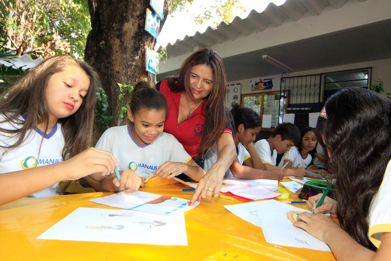 Concurso da Semed terá vagas para 400 professores com nível superior
