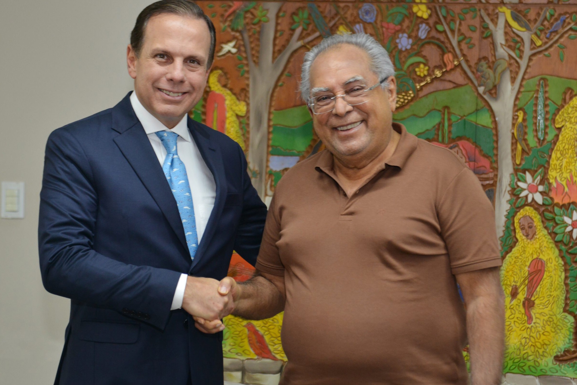 Dória ignora PSDB e se reúne com Amazonino