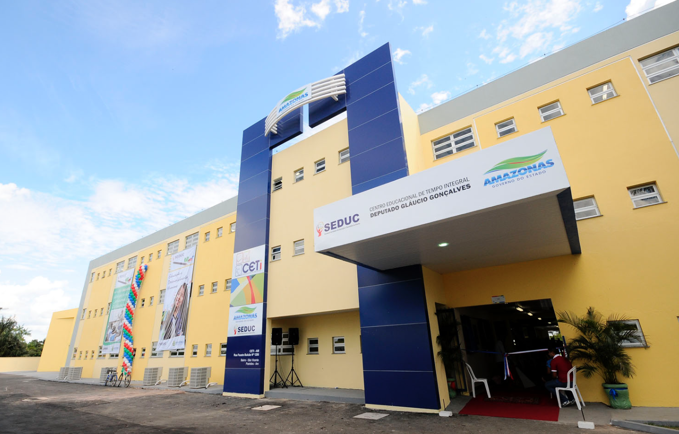 Seduc disponibiliza 4,9 mil vagas para escolas de tempo integral