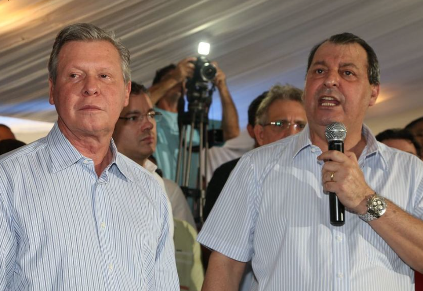 Dito &#038; Feito &#8211; Briga é página virada para Arthur e Omar