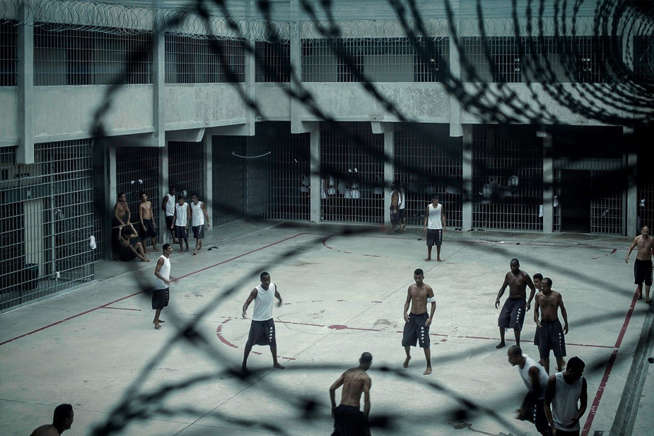 Dito &#038; Feito &#8211; O perigo vem morar ao lado