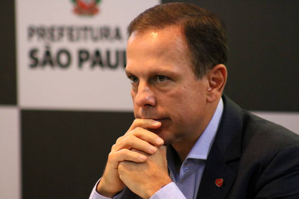 Dito &#038; Feito – Turbulência no voo do tucano