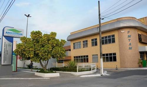 Adolescente com sintomas de raiva humana é operado em Manaus