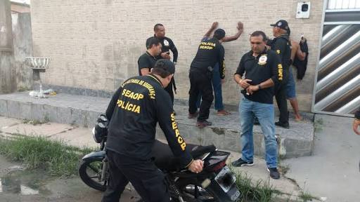 SSP realiza operação e cumpre mandados de prisão na zona Sul