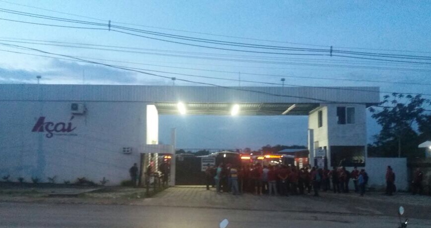 Paralisação de rodoviários deixa 10 mil usuários sem transporte na manhã desta terça