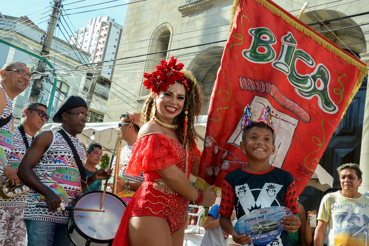 Bica e mais 17 bandas e blocos de rua agitam o fim de semana em Manaus