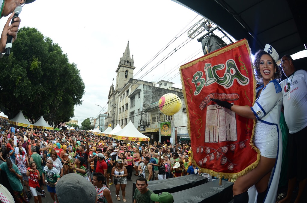 Mais de 65 mil pessoas prestigiaram bandas da Bica e da Difusora na tarde deste sábado