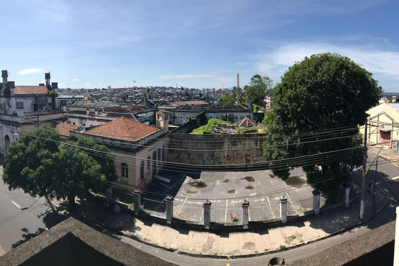 Prédio histórico da Cadeia Pública está sendo saqueado