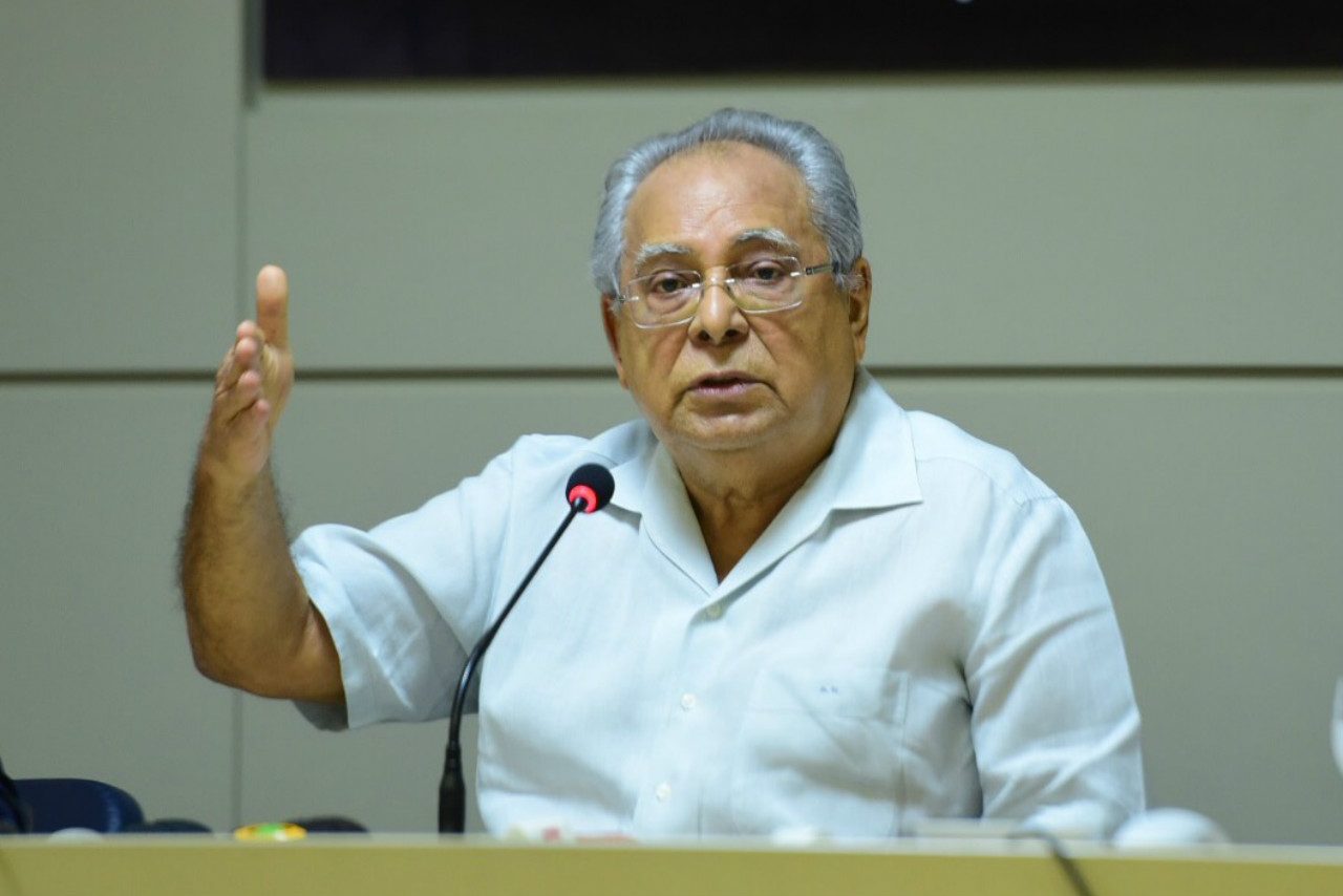 Amazonino Mendes apresenta Adin no STF para assegurar vantagens da Zona Franca