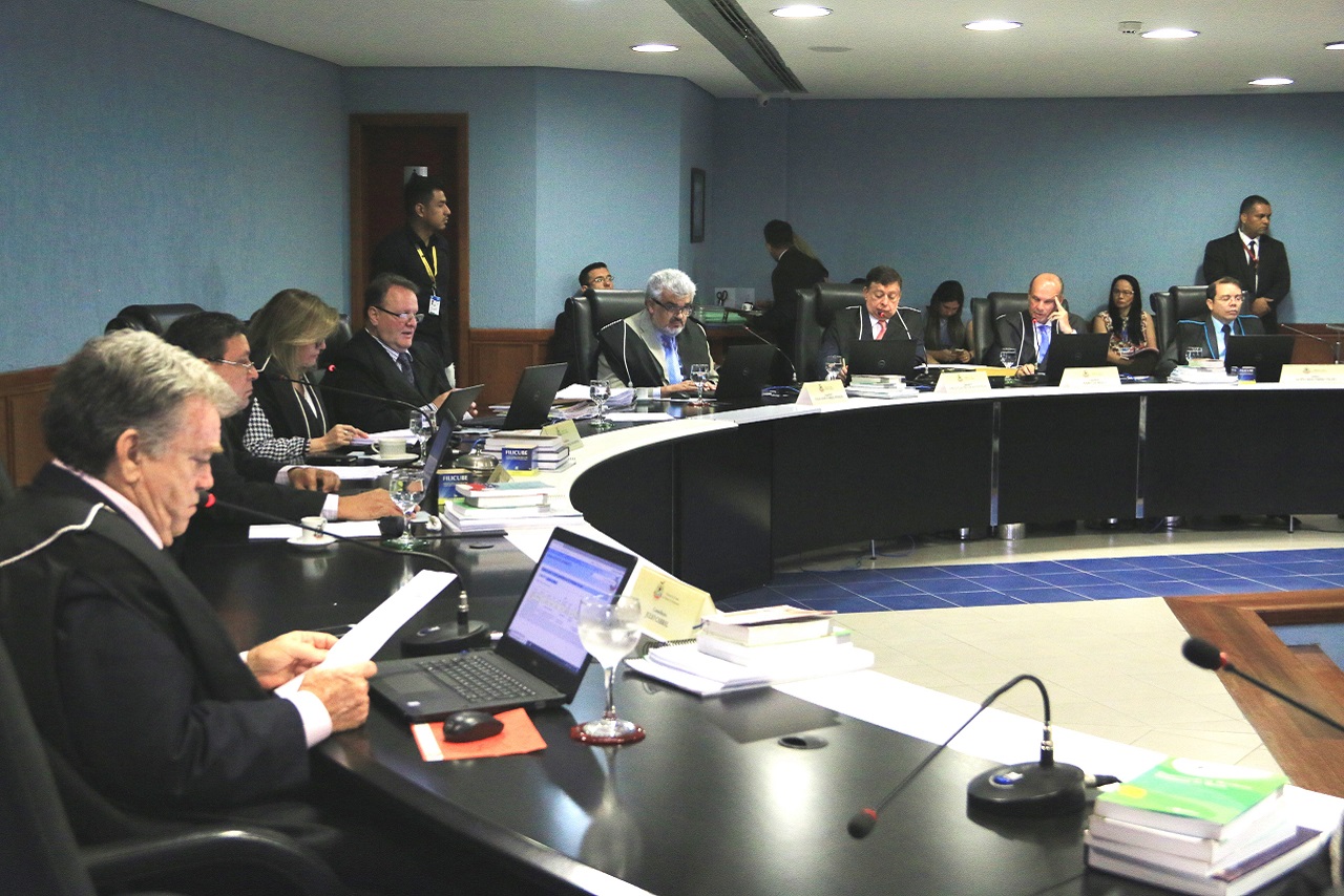 Prefeito de Nhamundá terá que devolver R$ 3 milhões aos cofres públicos