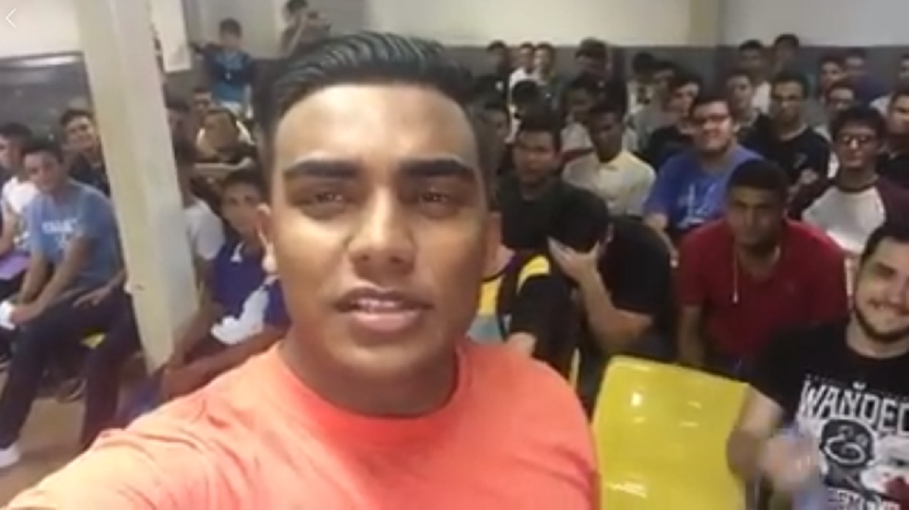 Em vídeo, jovem critica atendimento na Junta Militar de Manaus e viraliza
