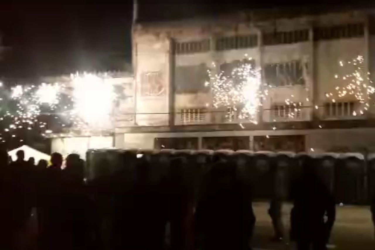 Curto-circuito assusta foliões na Banda do Boulevard