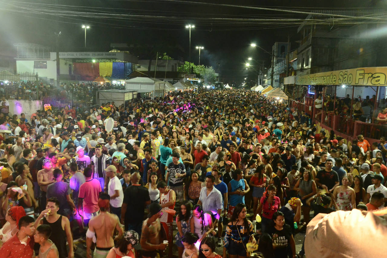 Quatro bandas e blocos encerram oficialmente o Carnaval de Manaus