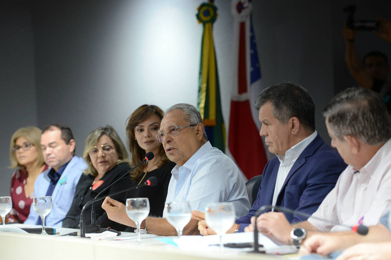 Amazonino lança programa de combate à violência &#8216;João &#038; Maria&#8217;