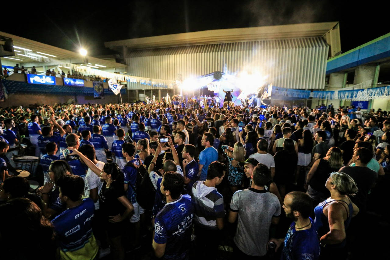 Movimento Sunset abre temporada de 30 anos do Bar do Boi em Manaus