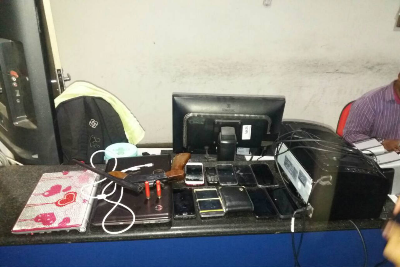 Adolescente é apreendido acusado de assaltar clínica médica