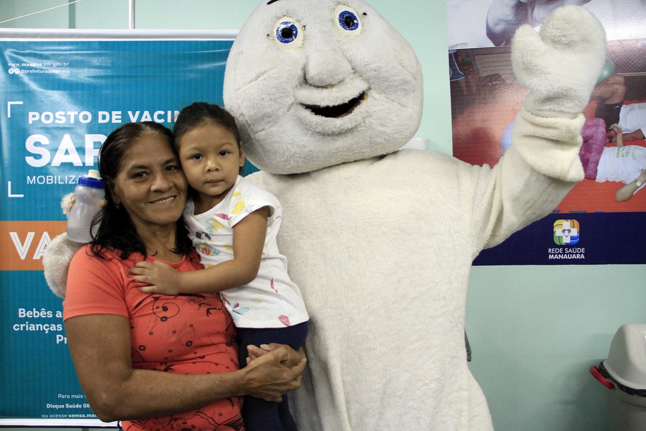 Dia “D” vacina mais de 65 mil crianças contra o sarampo em Manaus