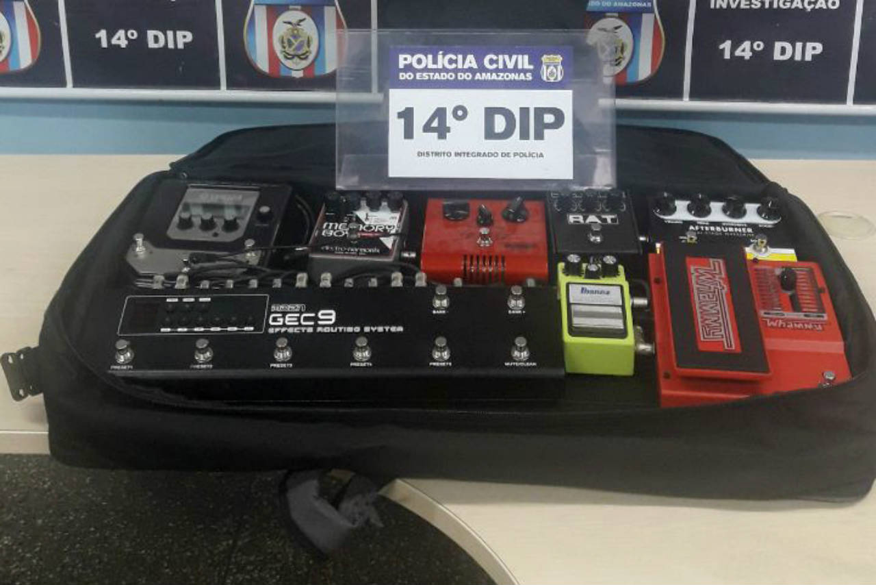 Homem é preso ao tentar vender equipamentos musicais roubados na OLX