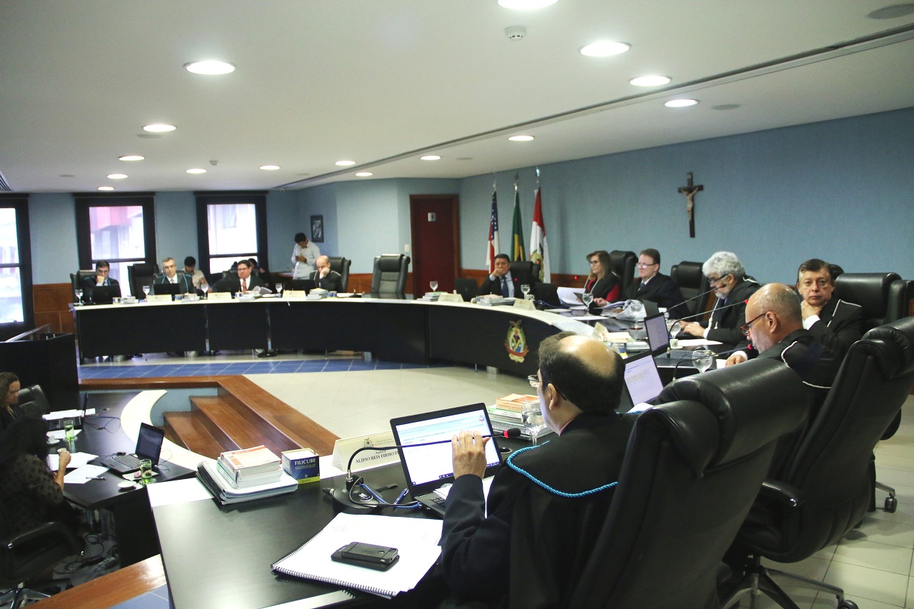 Ex-prefeito no Amazonas é condenado a devolver R$1 milhão aos cofres públicos