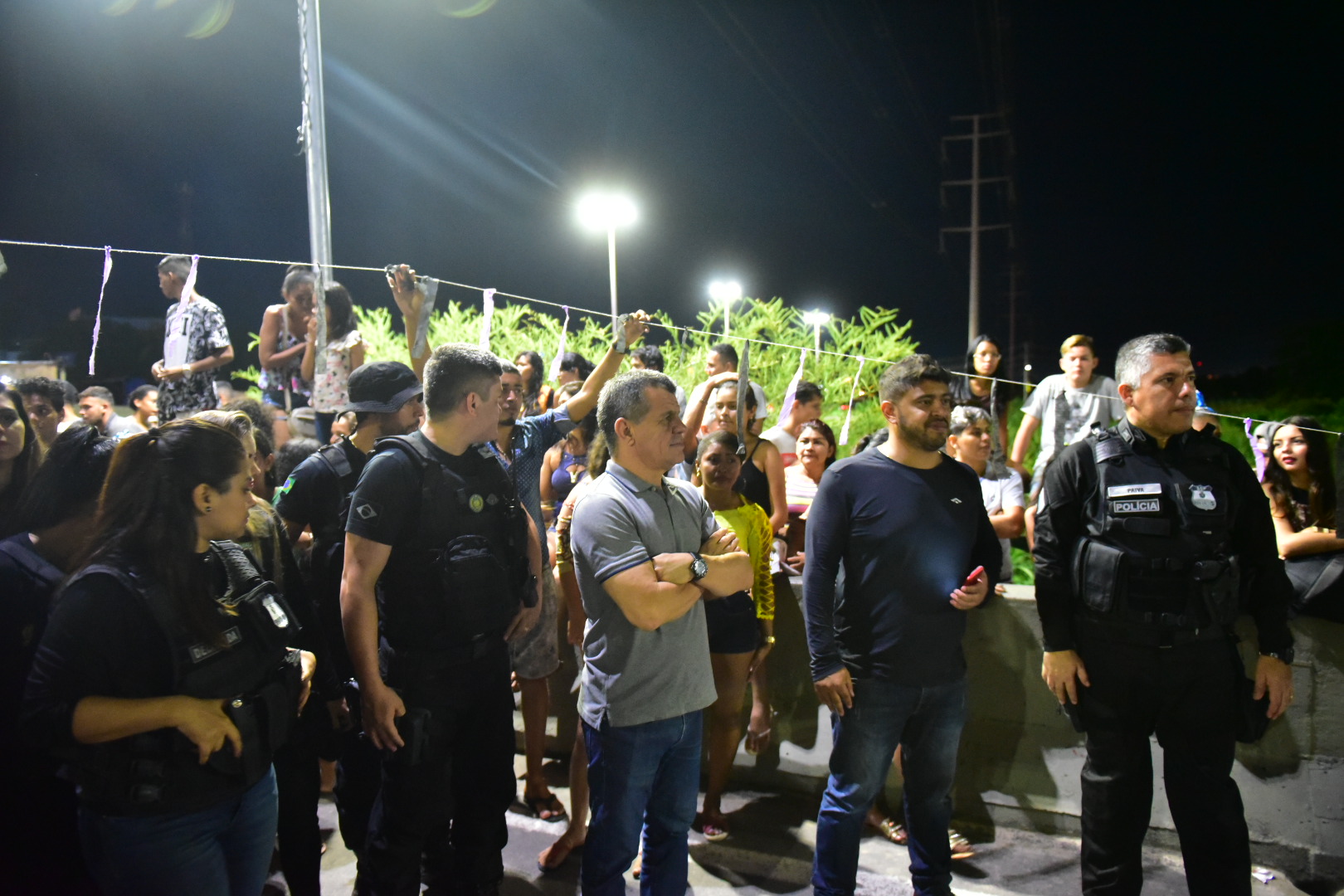 Operação notifica bares irregulares em postos na avenida Timbiras
