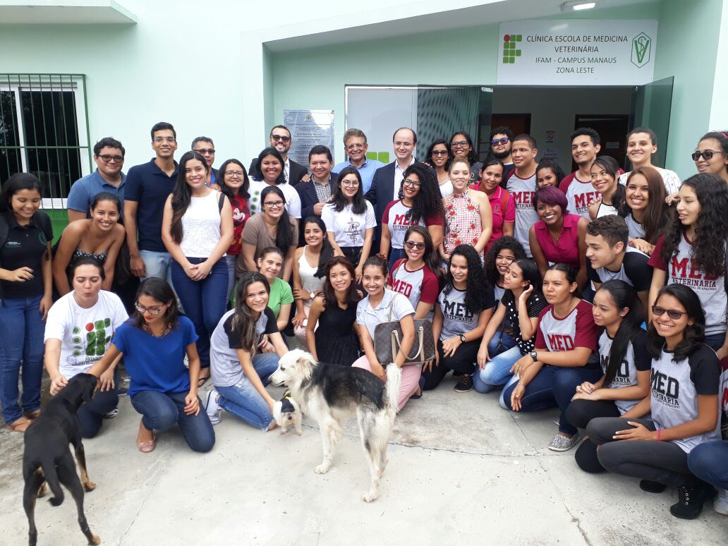 Pauderney e Rossieli buscam soluções para ampliar o funcionamento do HUGV