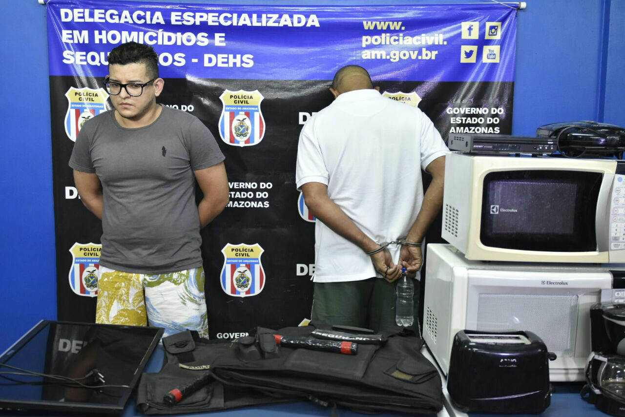Dupla é presa por roubar e estrangular universitário com fio elétrico em Manaus