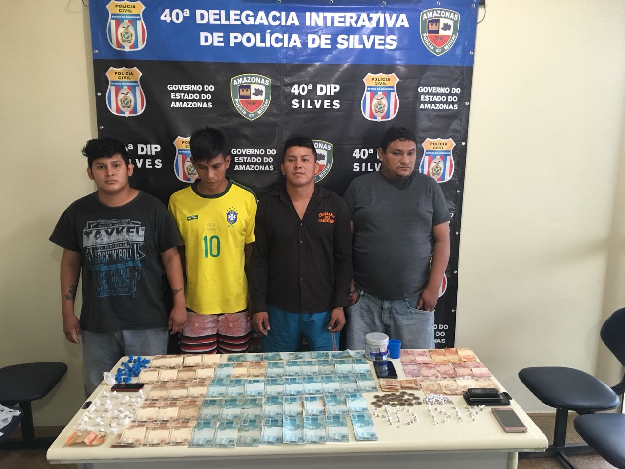 Dez pessoas são presas em operação contra o tráfico no Amazonas