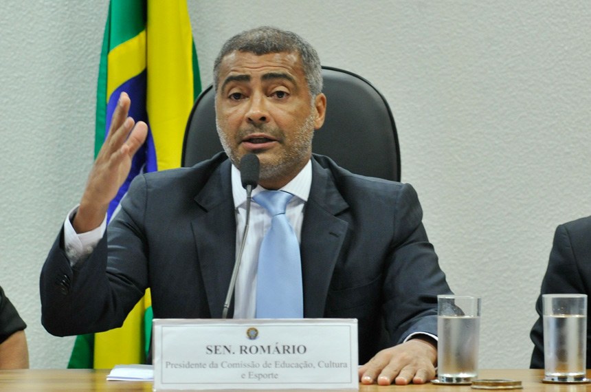 Romário lidera corrida eleitoral para Governo do RJ