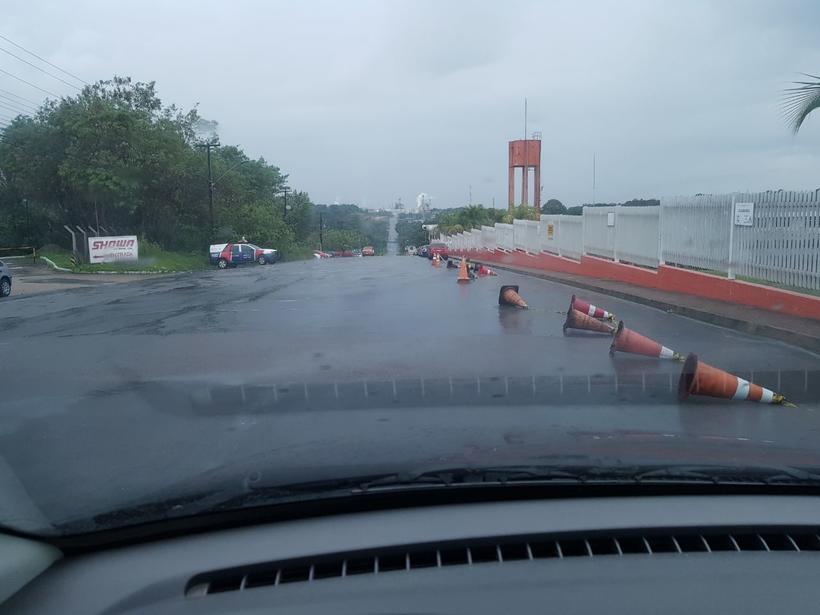 Caminhoneiros liberam área da refinaria de Manaus após decisão da justiça