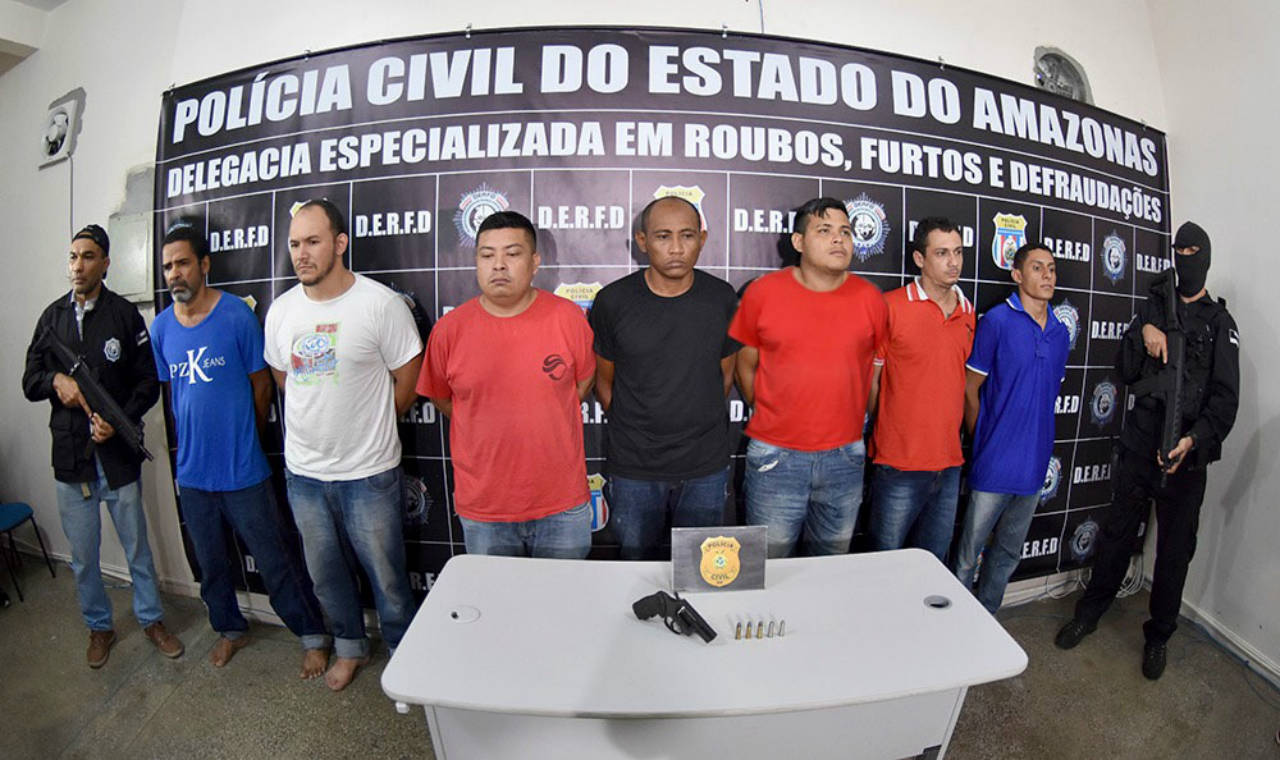 Polícia frustra roubo a empresário e prende bando em agência bancária de Manaus