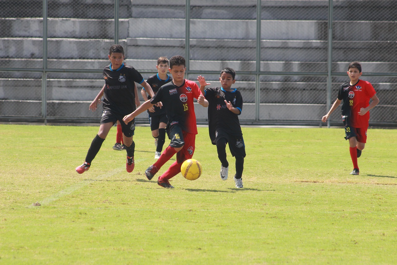 Santos Manaus vence Tarumã por 3 a 2 pelo Amazonense Sub-13