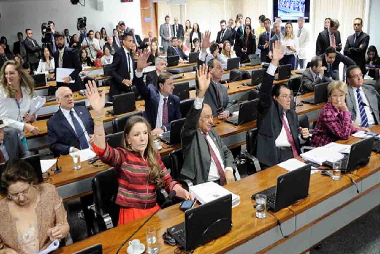 Senadores do Amazonas detonam Michel Temer