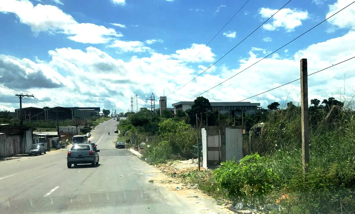 Arsam e Cigás impedem invasão em área por onde passa duto de gás