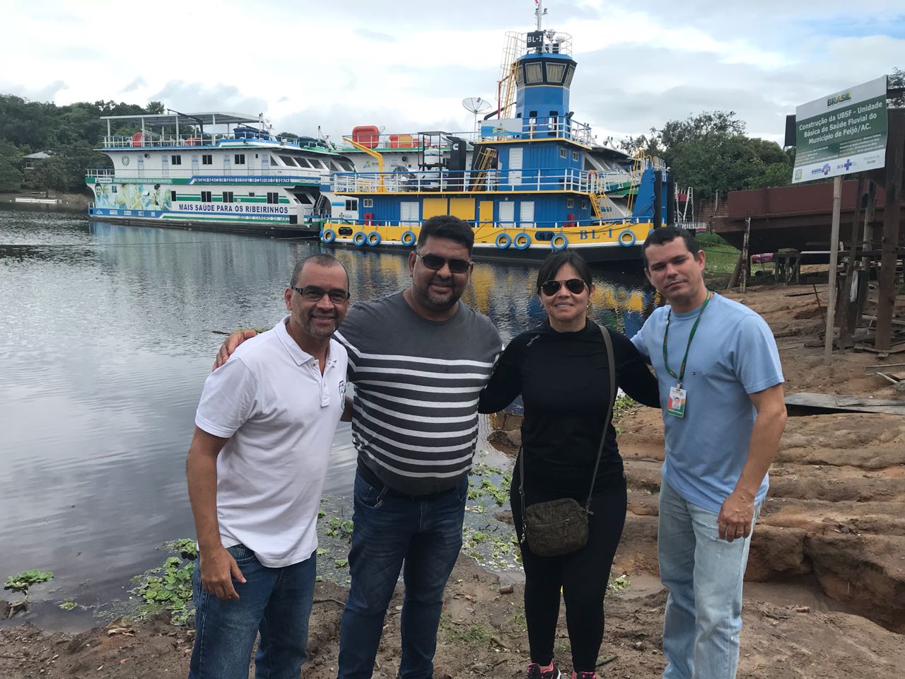Comissão técnica visita construção de UBSs fluviais para municípios do Amazonas