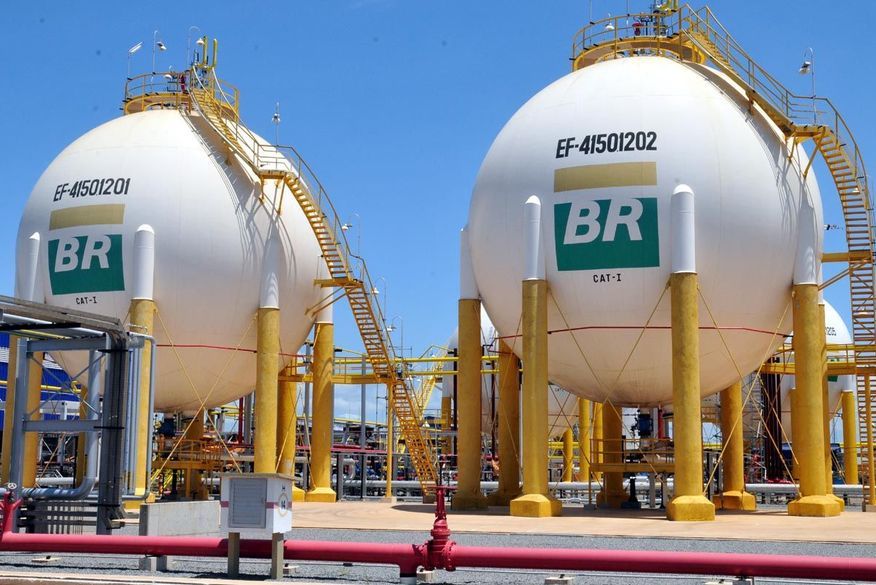 Petrobras diminui o preço da gasolina em 1,24% nas refinarias