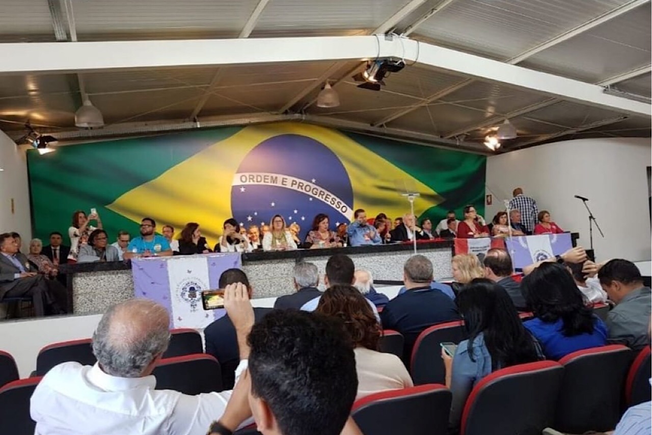 Presidente do PDT manda recado a Hissa durante convenção