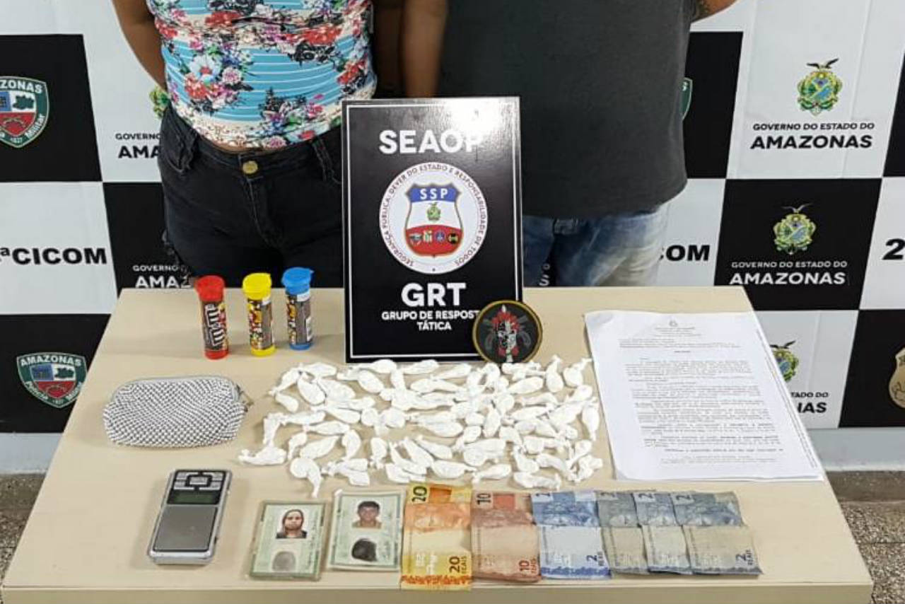 Casal é preso com drogas escondidas em ‘M&Ms’
