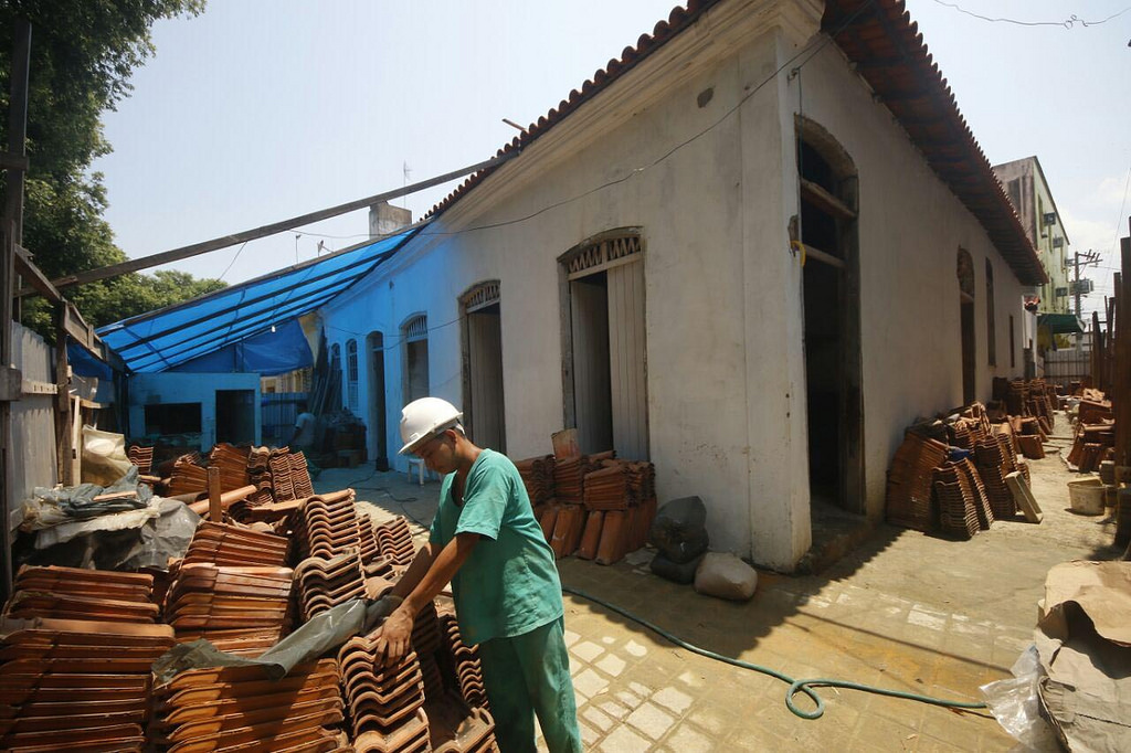 Prefeitura abre pregão para ocupação de casas no Centro Histórico de Manaus