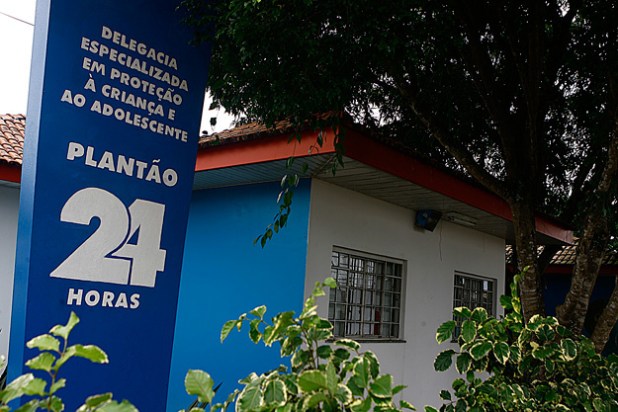 Empresário é flagrado em motel com menina de 13 anos, na zona Norte