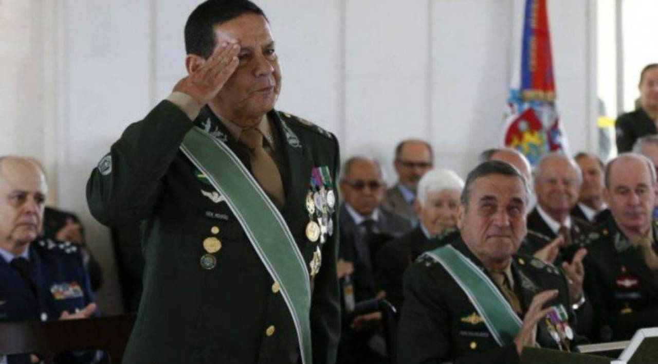 Candidaturas de militares dobram em quatro anos