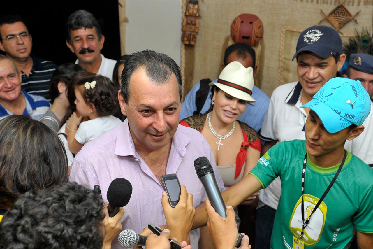 Omar inicia campanha na zona Norte de Manaus