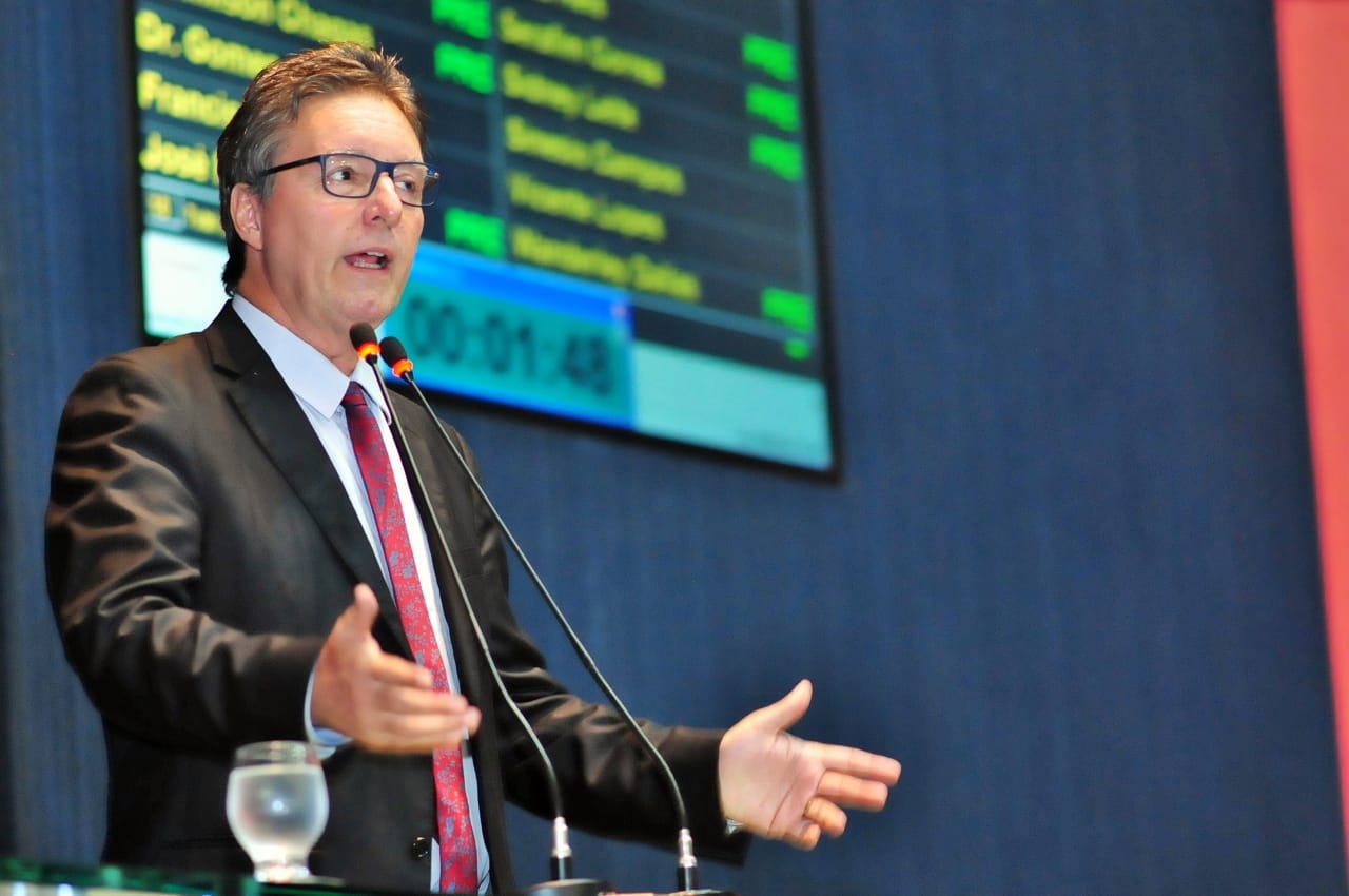 Luiz Castro sugere pacto pela segurança no interior do Estado