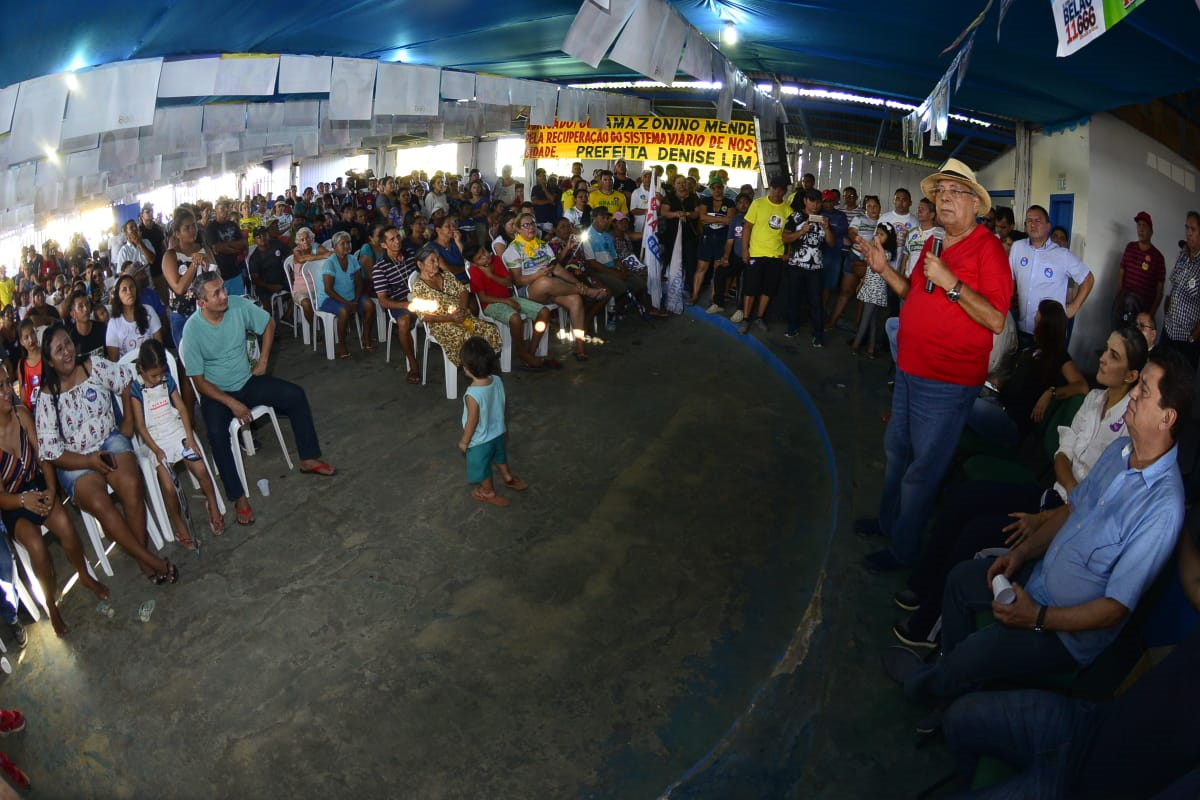 Amazonino promete instalar sedes da UEA em Itapiranga e Silves